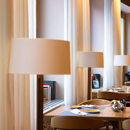 Adula Hotel 4*