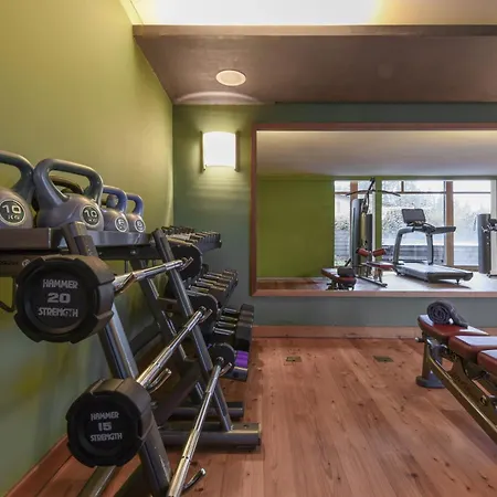 Adula Ξενοδοχείο 4*