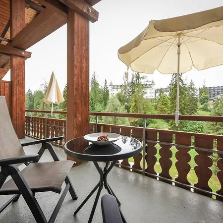 Hotell Adula 4*